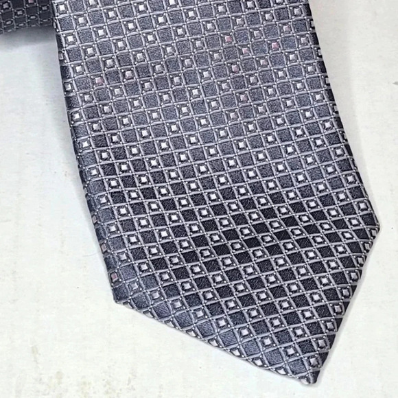 MICHAEL KORS Men's Necktie - Picture 2 of 8